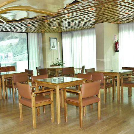 Hotel Sant Eloi Sant Julià de Lòria Dış mekan fotoğraf